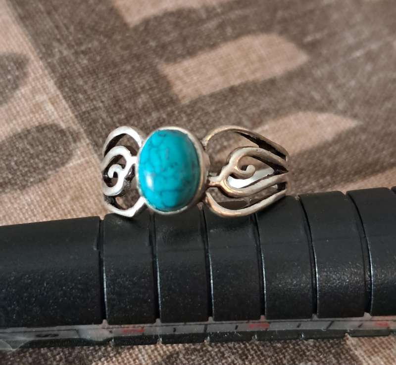 Stone Ring Silver Plated Size 6
