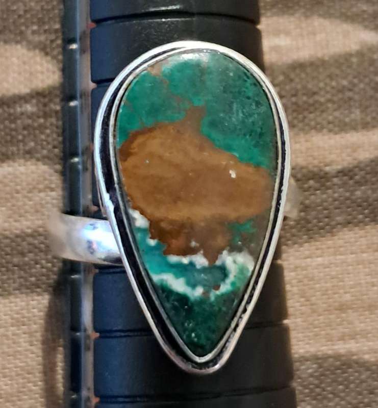 Natural Stone Adjustable Silver Plated Ring Green