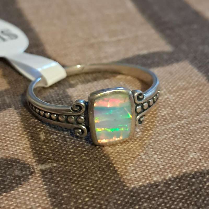Silver Synthetic Opel Size 7 Ring