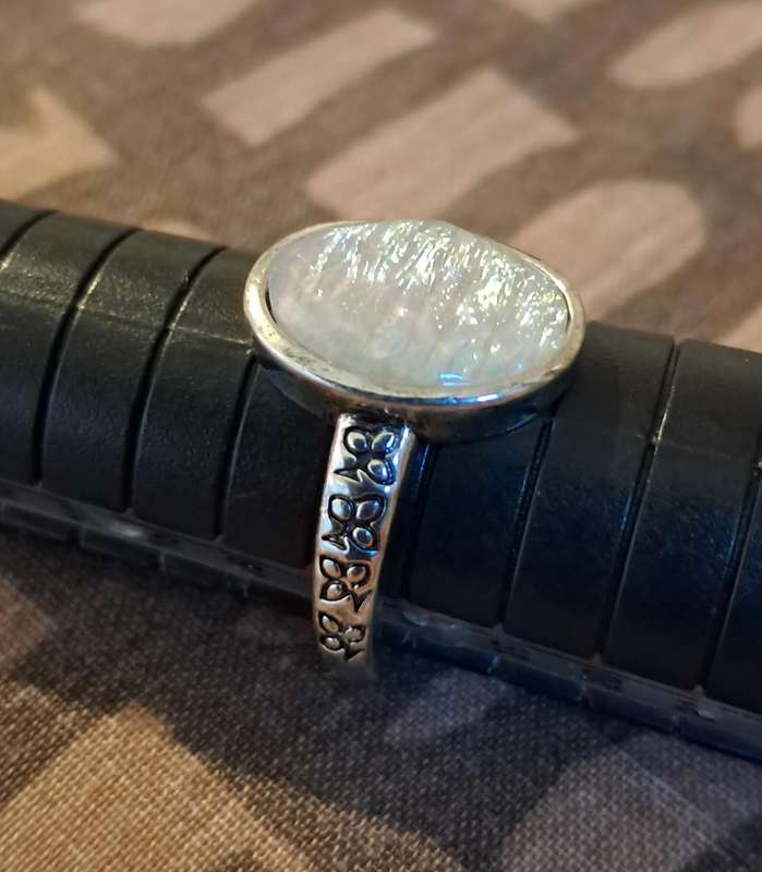 Vintage Moonstone Ring Size 8