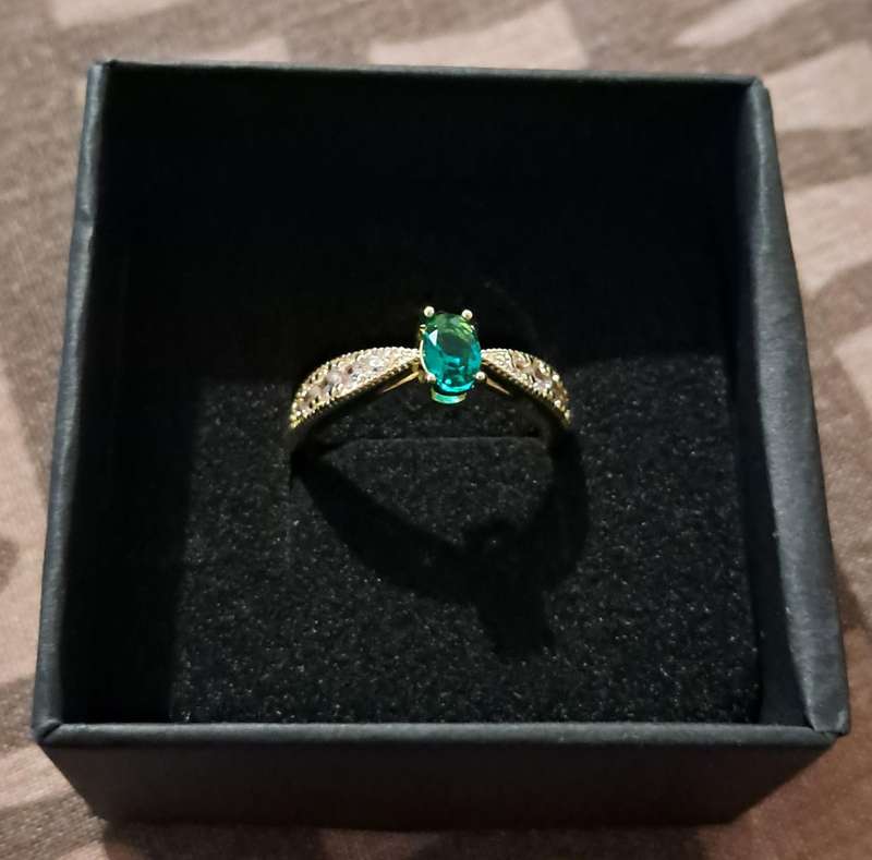 Sterling Silver 18k Gold Plated Ring Synthetic Zirconia Ring Size 7
