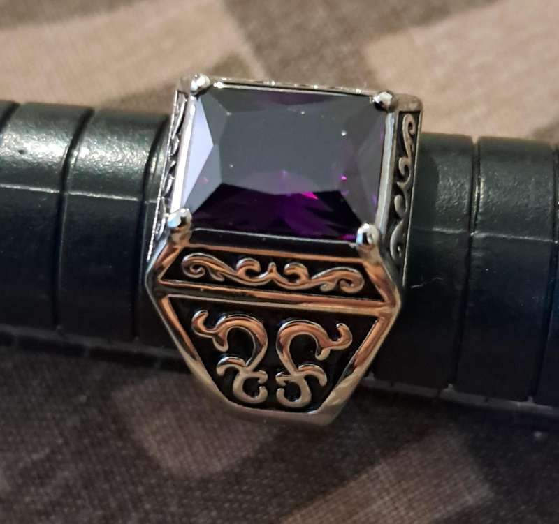 Synthetic Zirconia Silver Plated Ring Size 7