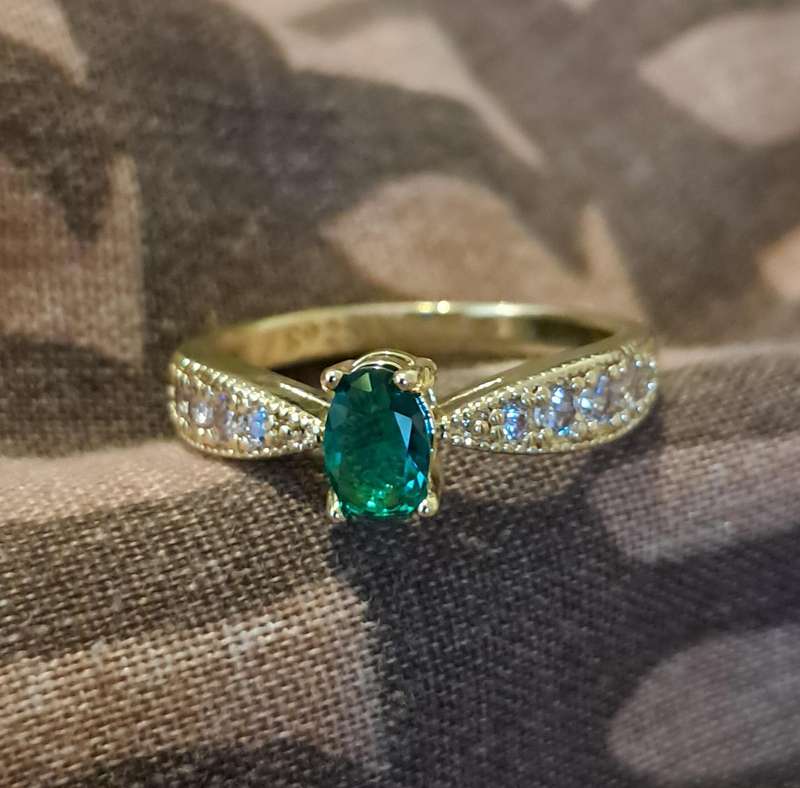 Silver Ring Synthetic Zirconia Size 7
