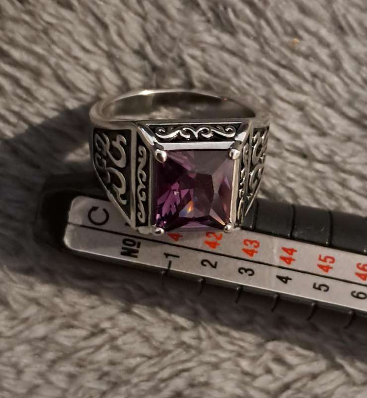 Silver Plated Synthetic Zirconia Ring Size 8