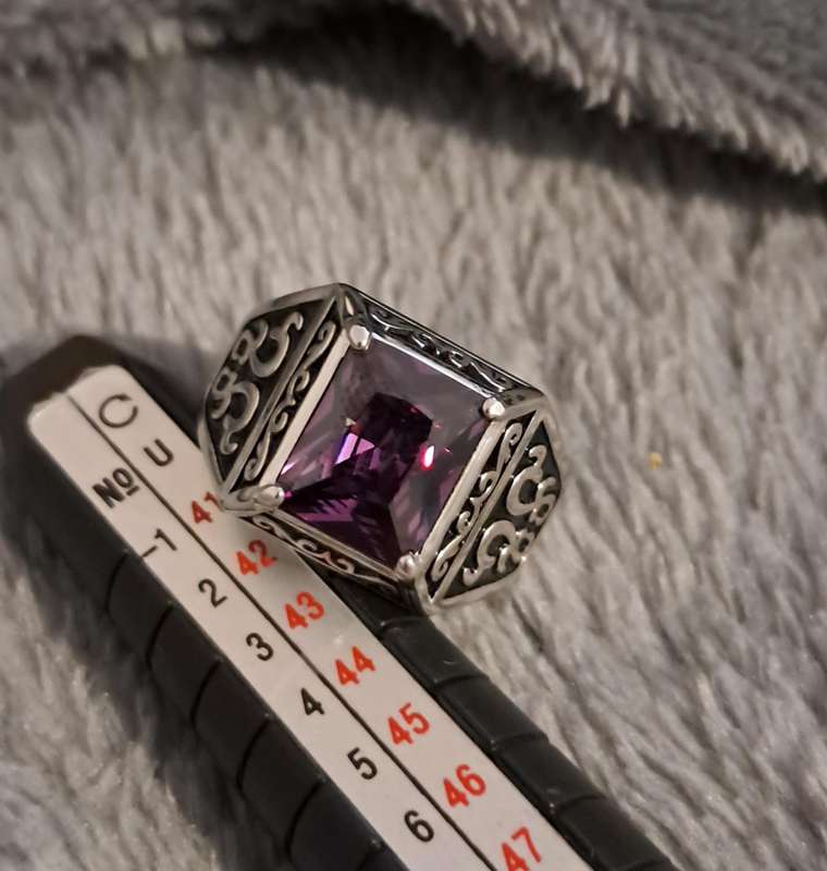 Silver Plated Synthetic Zirconia Ring Size 8