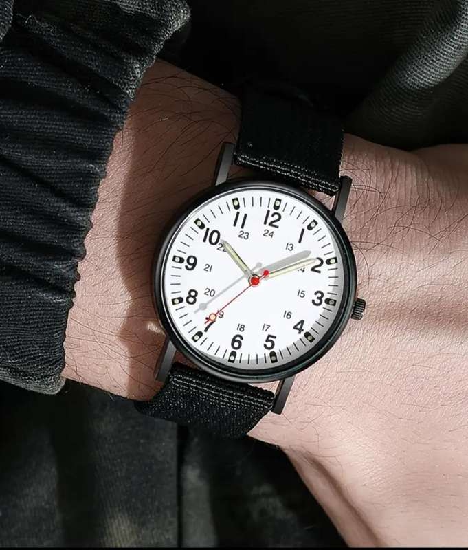 Nylon Strap Quartz watch