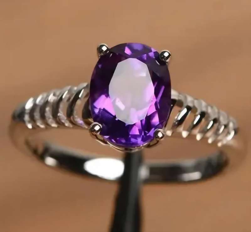 Synthetic Zirconia Silver Plated Size 7 Ring