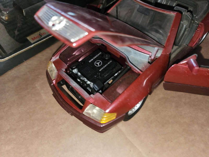 Mercedes Benz 500SL