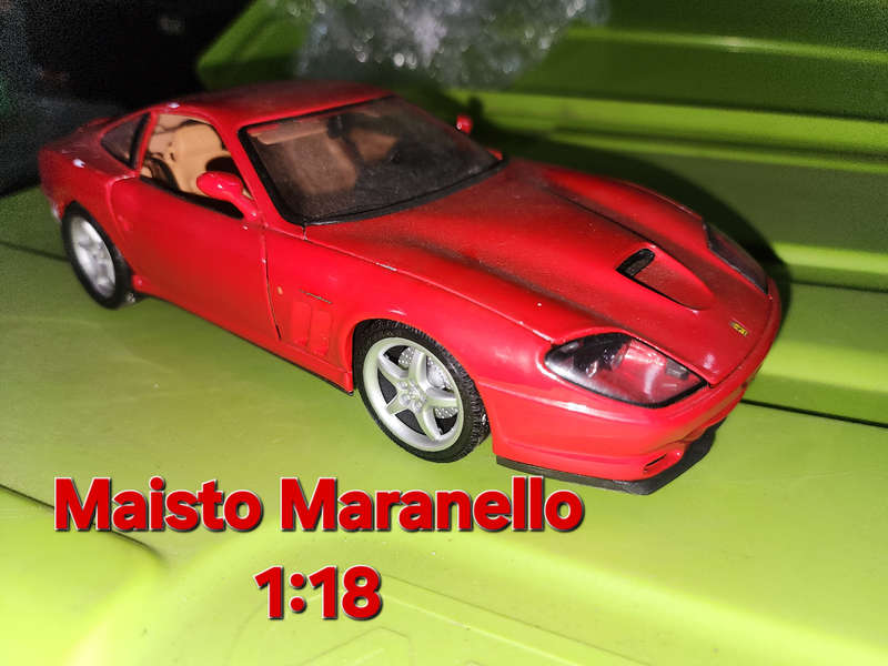 Ferrari Maranello (1:18) Maisto