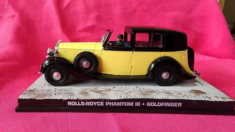 Rolls Royce Phantom III  (1:43) James Bond