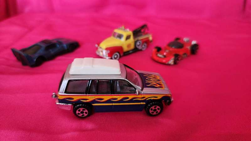 Lot of 4 (Mixed)