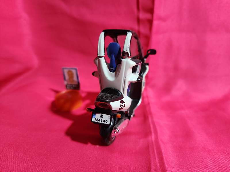 BMW c1 Maistk 1:18
