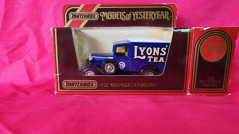1930" Ford Model A, Ford Van (Tea) Models of Yesteryear