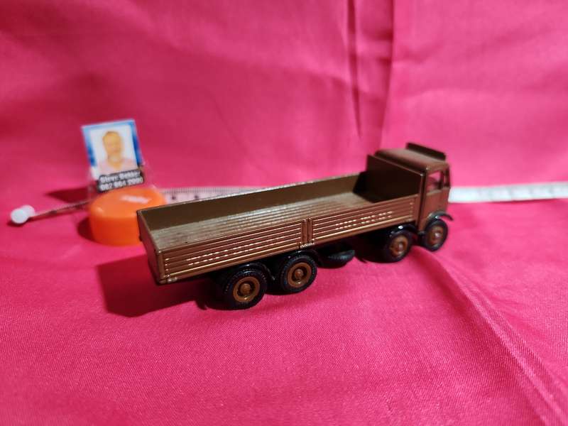 Mammoth Major 8 Truck