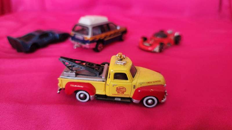 Lot of 4 (Mixed)