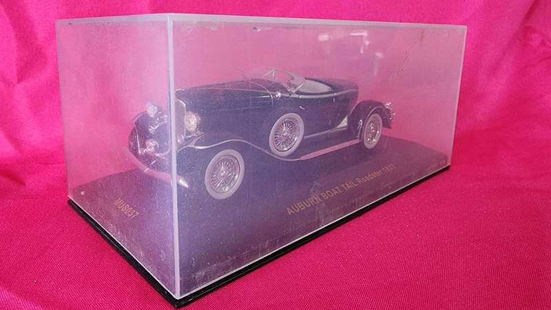 1933 Auburn Boat Tail Roadster ( ixo )