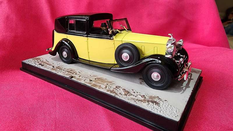 Rolls Royce Phantom III  (1:43) James Bond