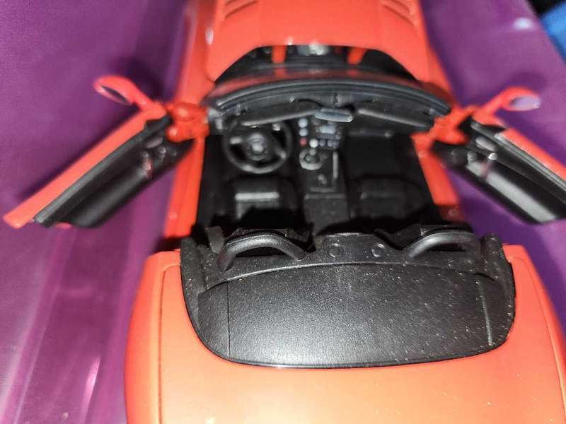 Dodge Viper  by Welly 1:18