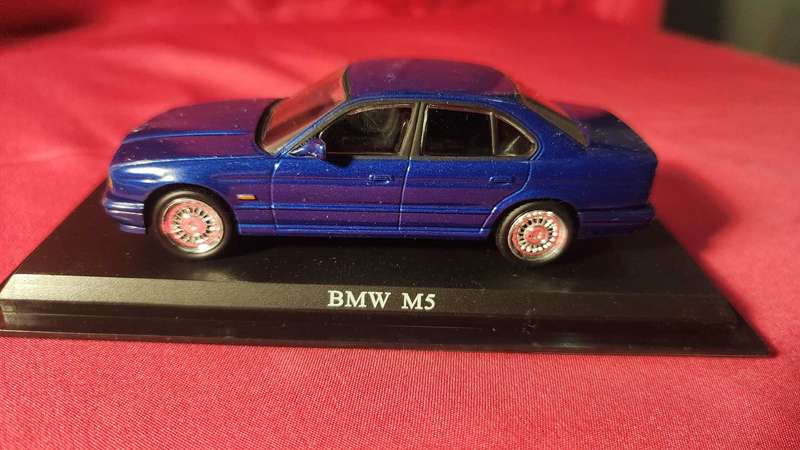 BMW M5 (Old-School) 1:43  Del Prado
