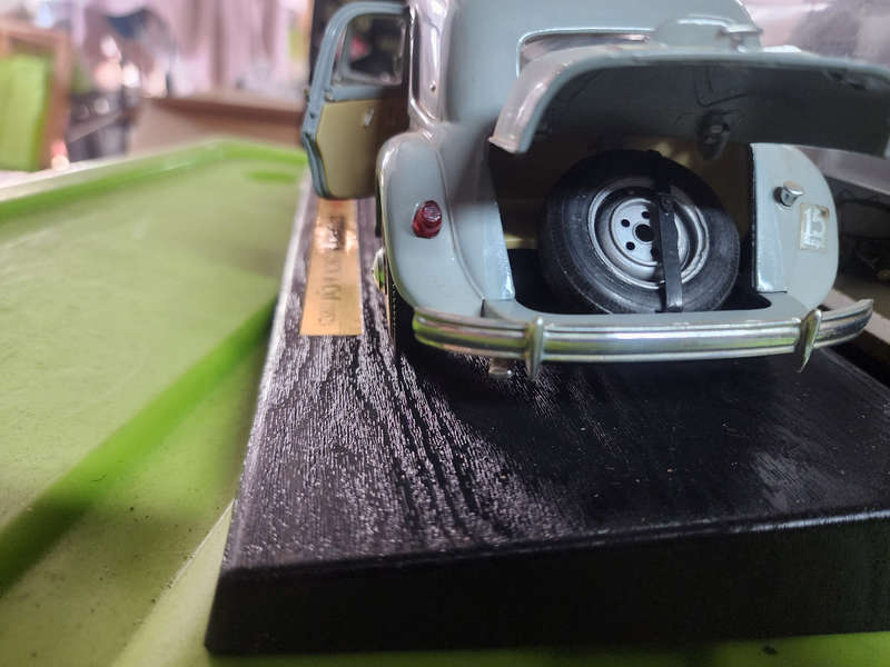 Citroen (1:18) by Maisto