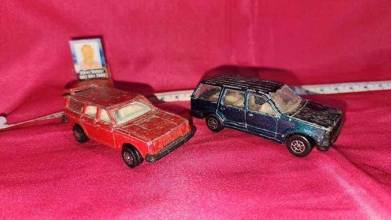 2 x Station Wagons ( Volvo Corgi and Ford Explorer )