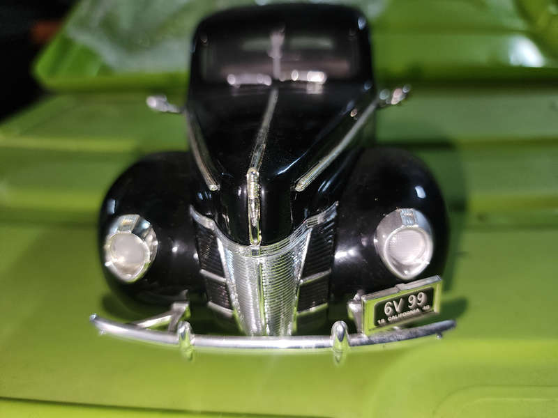 40 Gord Coupé (1:18) Motormax