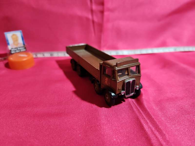 Mammoth Major 8 Truck