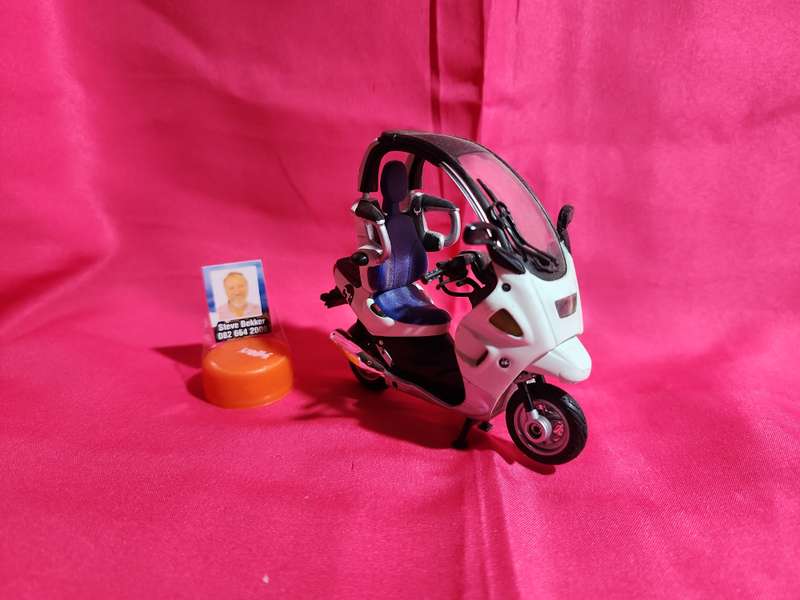 BMW c1 Maistk 1:18