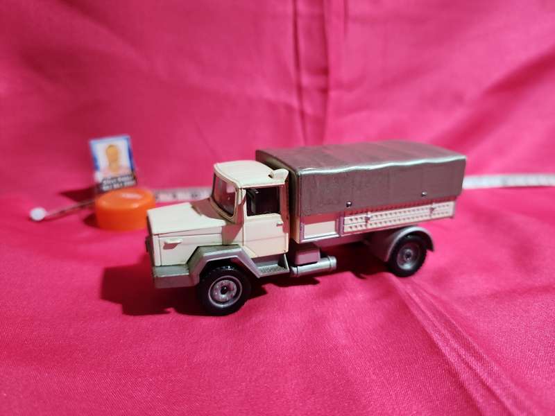 Iveco Truck by Solido