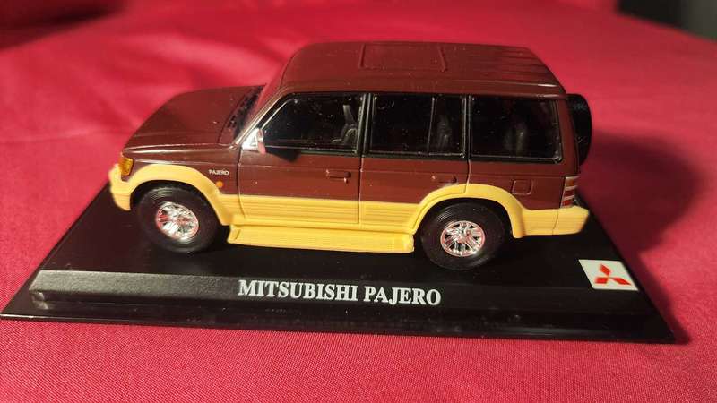 Mitsubishi Pajero  (1:43)  Del Prado
