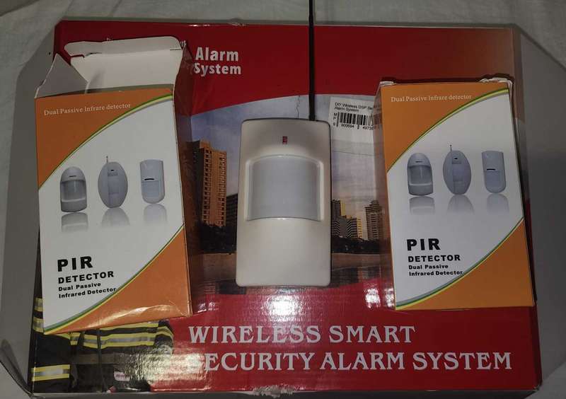 Alarm System with  2 Extra Eyes