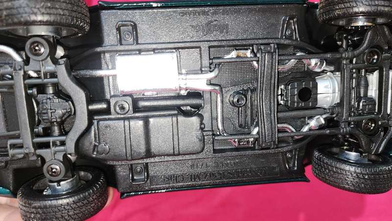 Mercedes ML (1:18)