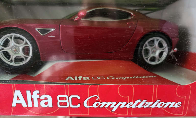 Alfa 8C Compitizione  *1:18*