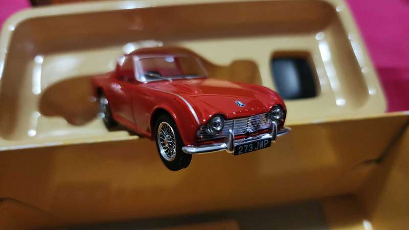 Triumph TR 4