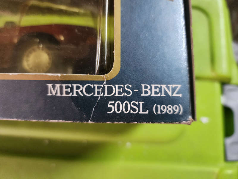 Mercedes Benz SL 500 (1:18) Maisto