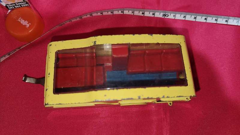 Four-Berth Caravan by Dinky Toys