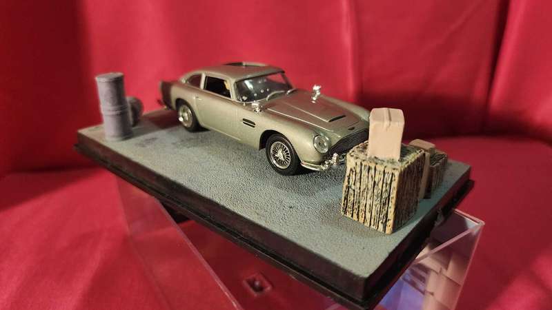 Aston Martin James Bond