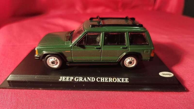 Jeep Grand Cherokee (1:43) Del Prado