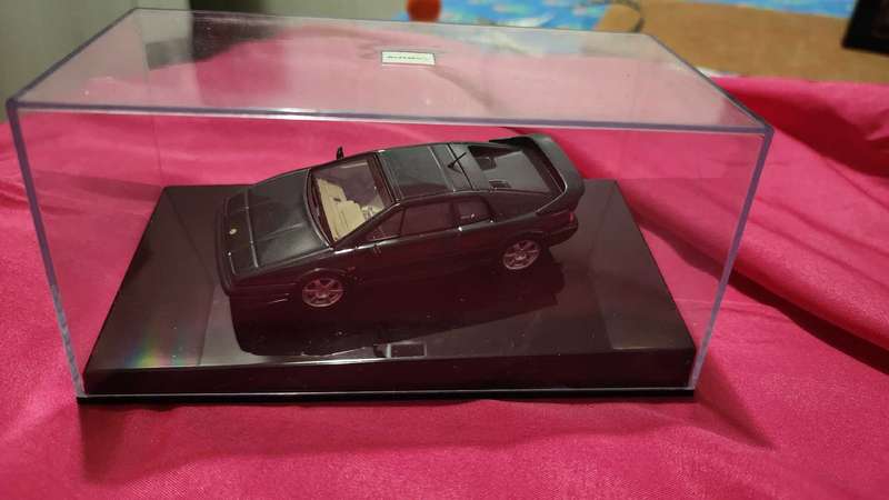 Lotus Esprit II  by Minichamps