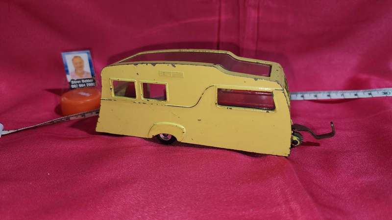 Four-Berth Caravan by Dinky Toys