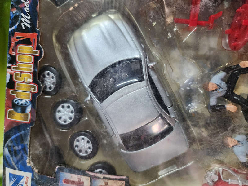 Mercedes Workshop (1:32)