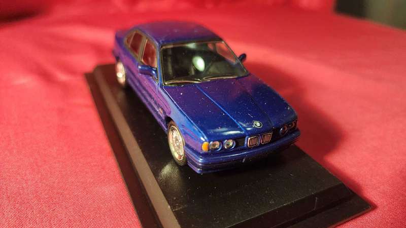 BMW M5 (Old-School) 1:43  Del Prado
