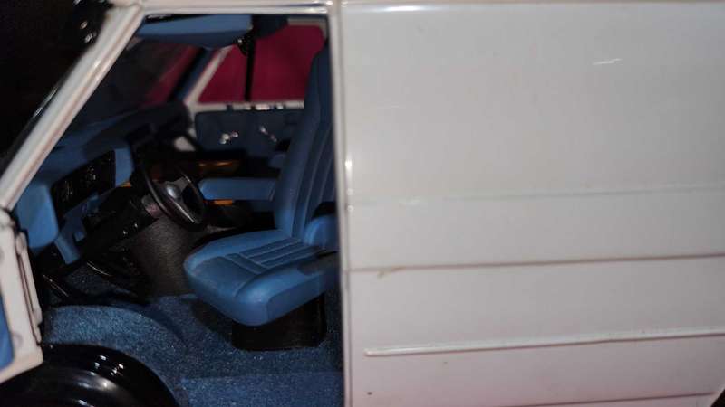 Chevyvan 10 "Highway 61" (1:18)