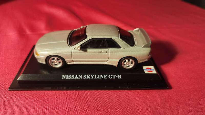 Nissan Skyline GT - R (1:43) Del Prado