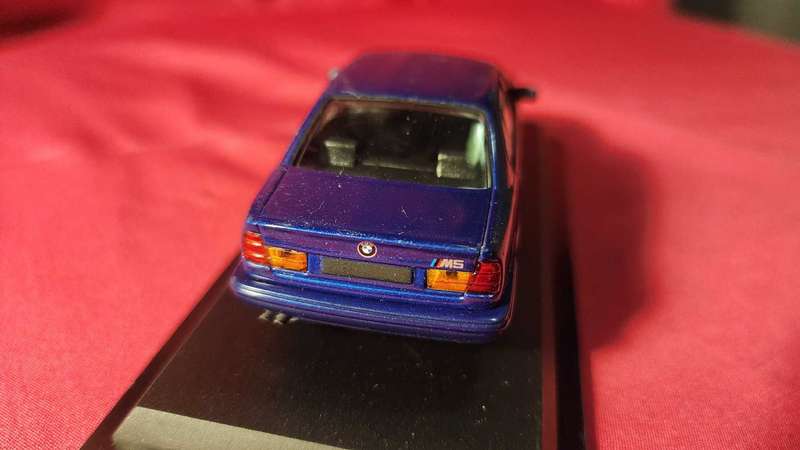 BMW M5 (Old-School) 1:43  Del Prado