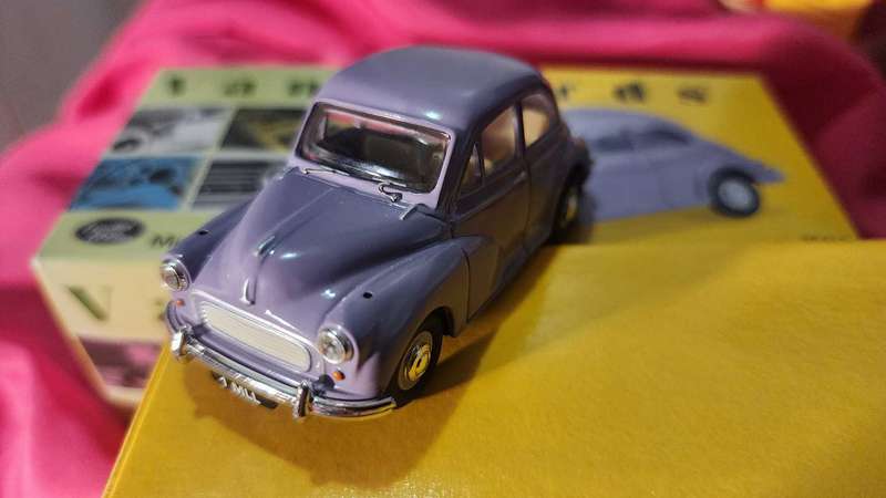 Morris Minor 100  By Vanguards