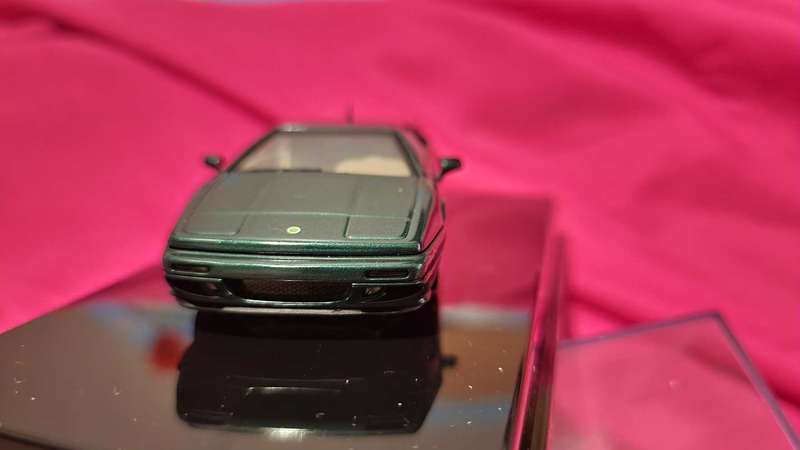 Lotus Esprit II  by Minichamps