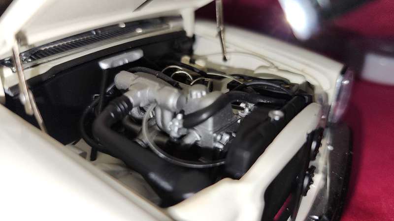 Mercedes Benz 220 Diesel (1:18) AutoArt