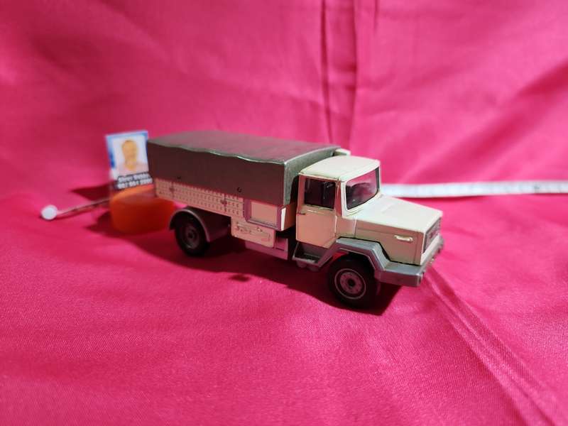 Iveco Truck by Solido