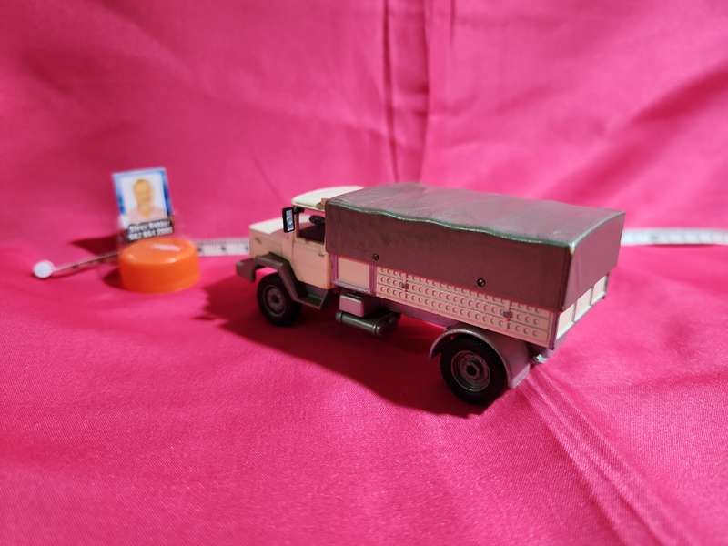 Iveco Truck by Solido